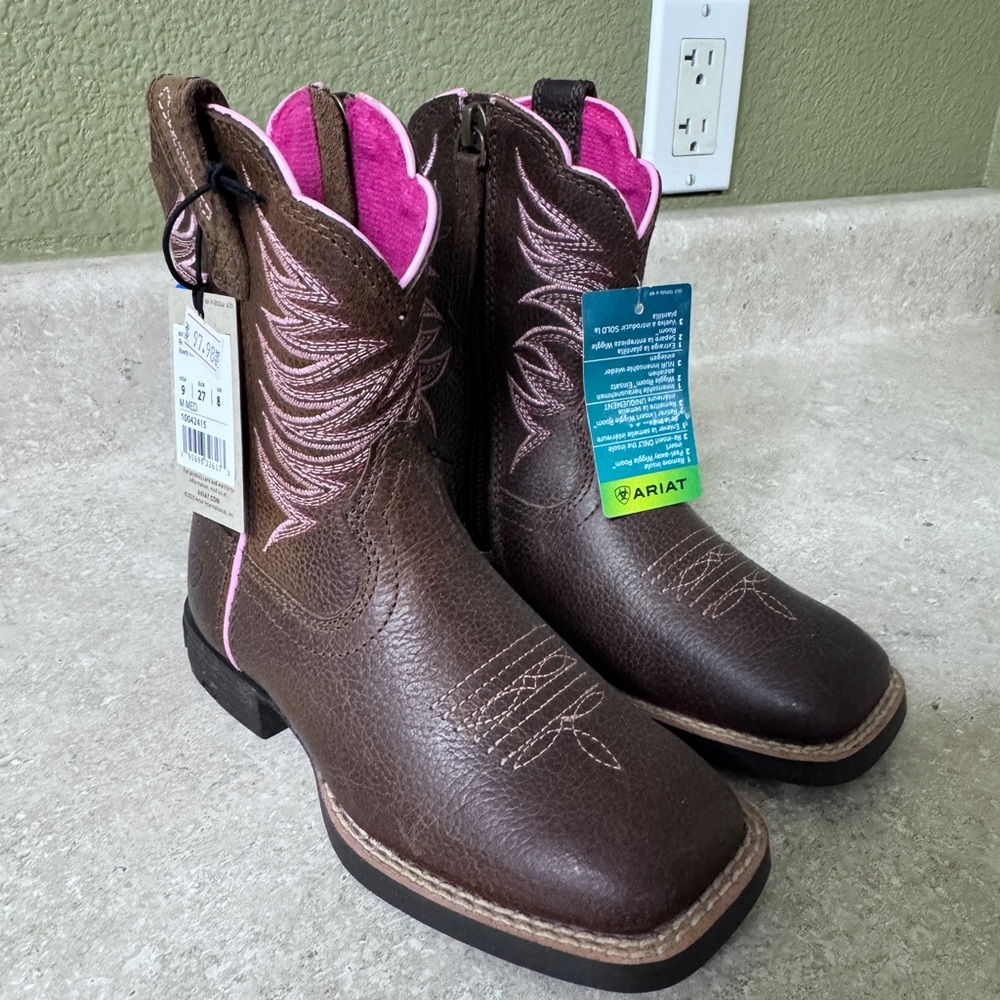 Ariat Kids' Western Boots in Brown and Pink
